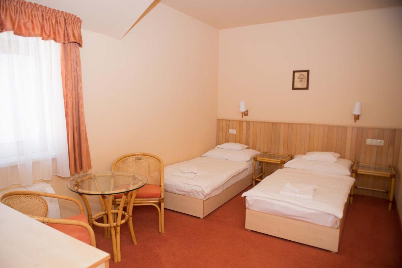 Termálhotel Martfű Exterior foto